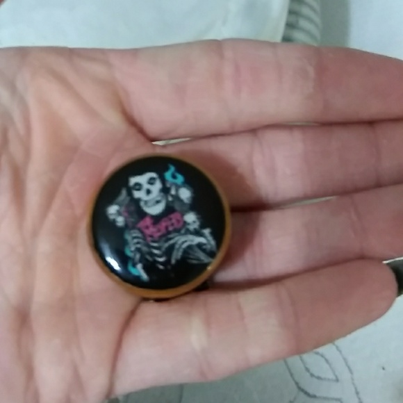 Misfits 1" plugs. BNWOT - Picture 2 of 4